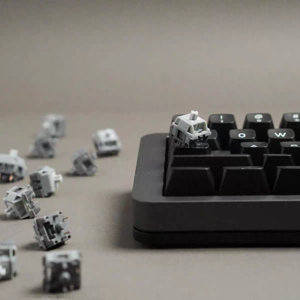 HMX Cang Lan V3 5pins Linear 4 - Gaming Keyboard Thocky review and price
