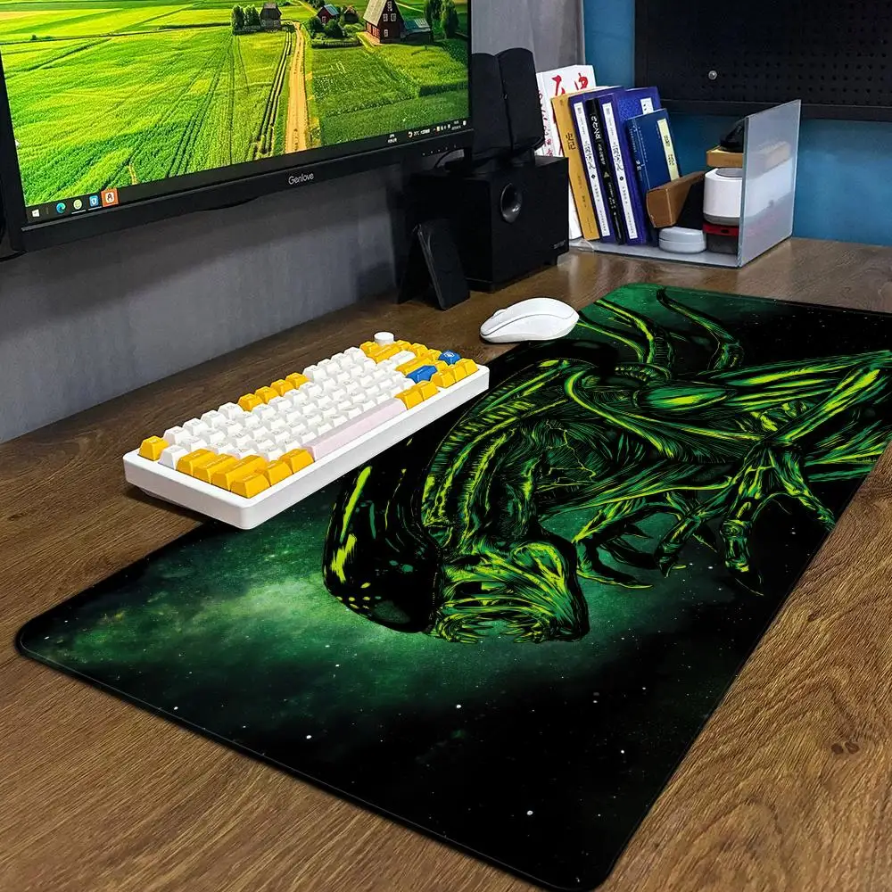 Alien Xenomorph Mouse Pad XXL  - Keyboard Mouse Bundle Gaming review and price