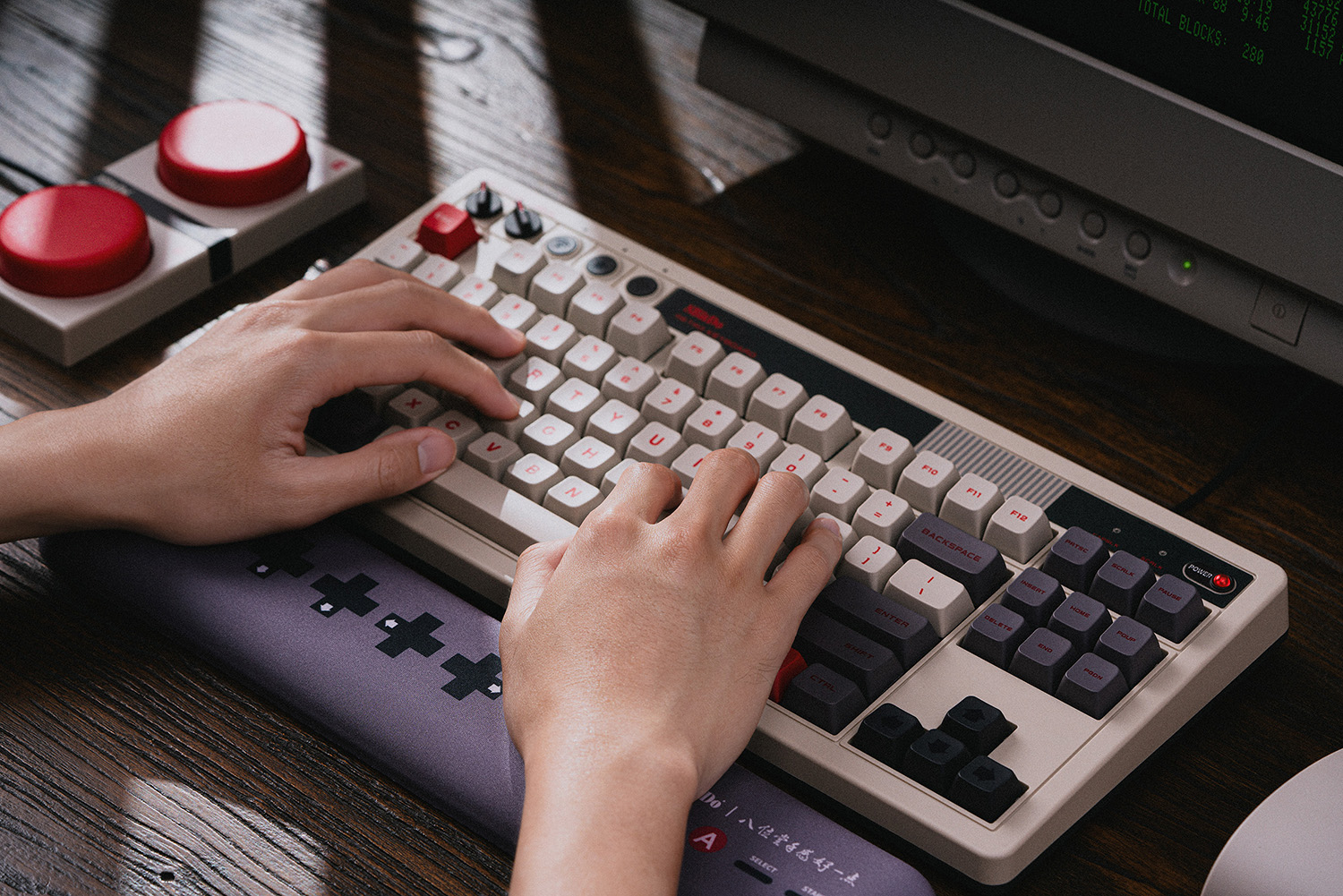 8Bitdo Retro Mechanical Keyboa - Gaming Keyboard Bluetooth review and price