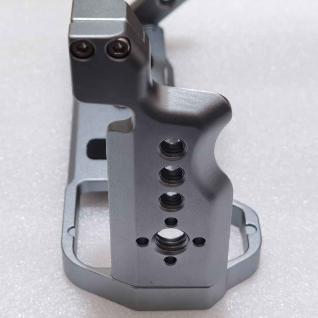 Topcine Camera Cage XS20 for F - Aluminum Case 65 review and price